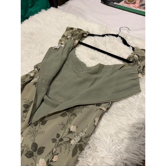 Reformation Butterfly Midi Dress in Verde Green Floral Size 2 - Picture 9 of 9